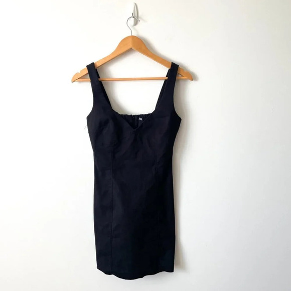 Zara V Neck Fitted Mini  Dress Black Size Medium - Picture 2 of 7